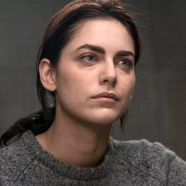 Miriam Leone - Valeria Ferro, Squadra Criminale